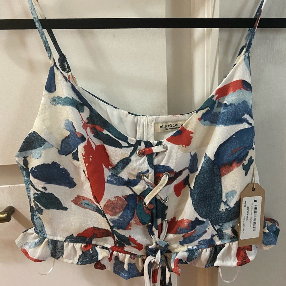 Crop top